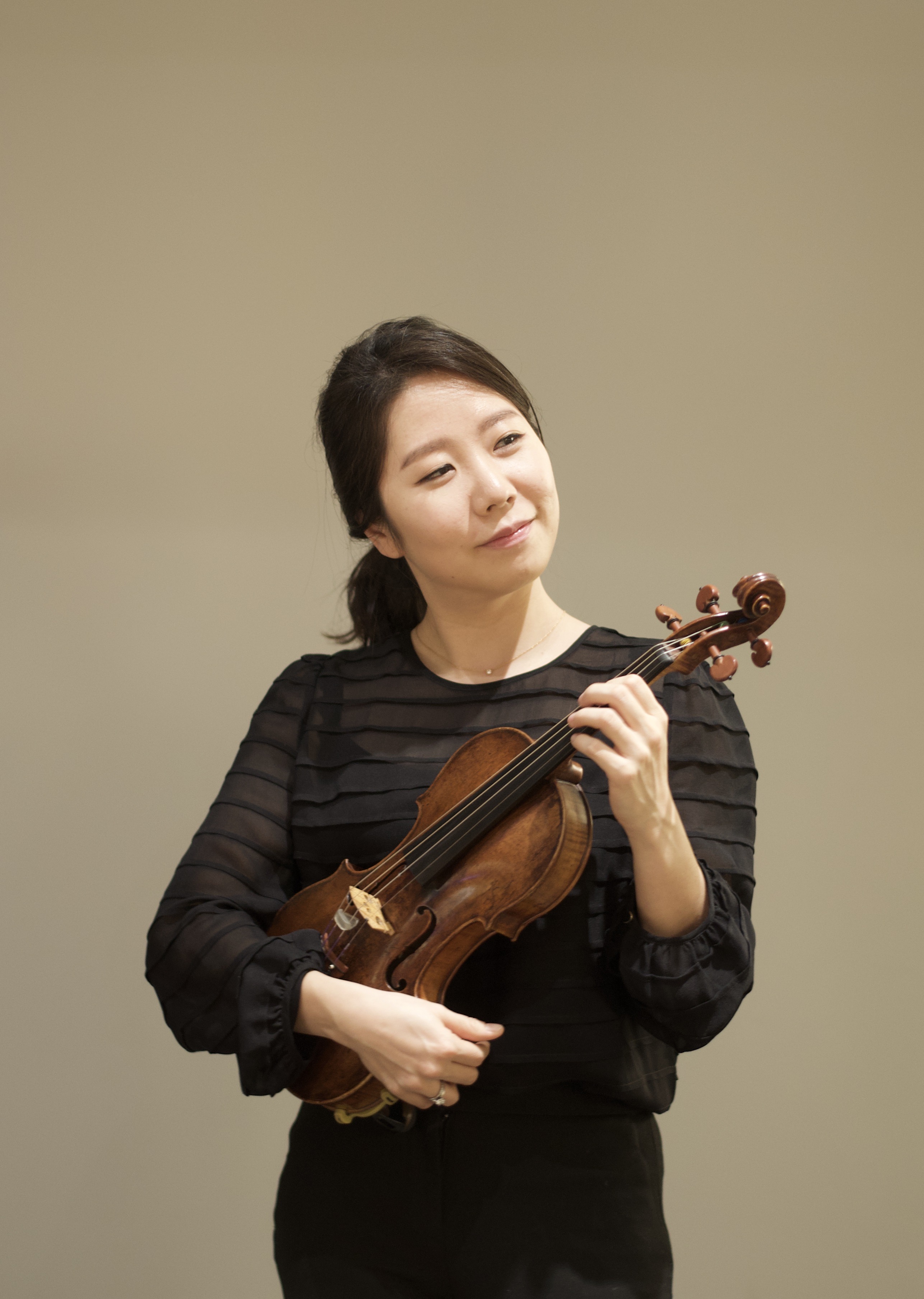 Portrait of Jiyeon Yeo